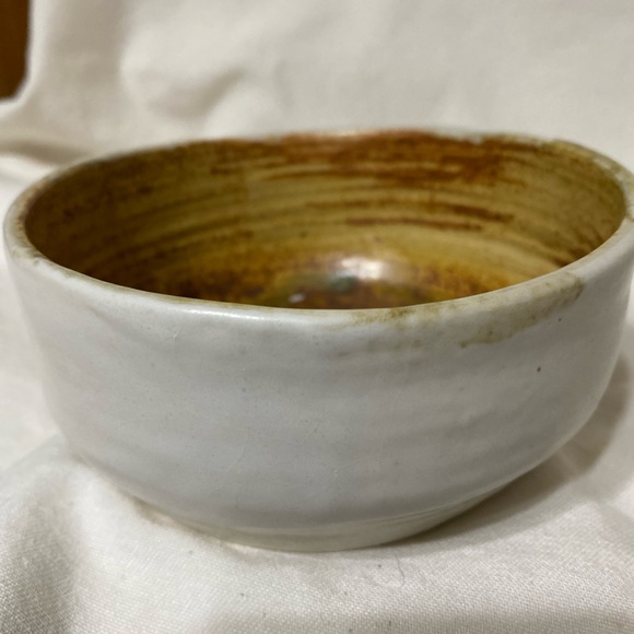 2 Hand Crafted Studio Tan Glazed Pottery Bowles Signed - Picture 15 of 15